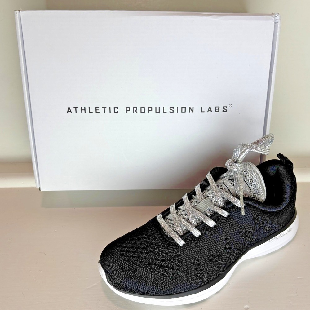 New w/ Box Women's APL TechLoom Pro Shoes Sz 7 Black/Silver Sneakers‎ BNWB